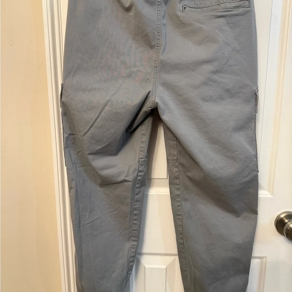 Hollister Men's Slate Cargo Jogger Pants